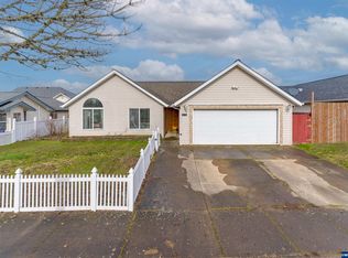 819 W Ash St, Lebanon, OR 97355