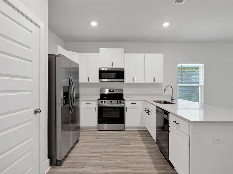 9854 Starling Dr — Photo 5