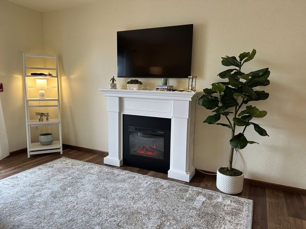 2531-2557 W Waukau Ave #92