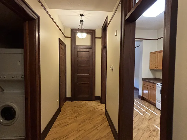 1521 Tower Ave #303 — Photo 8