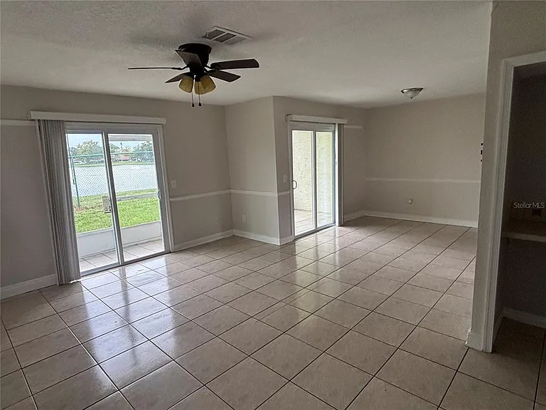 246 Dawn Ct — Photo 8