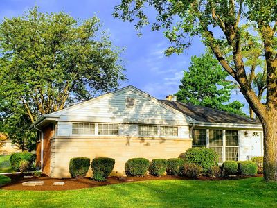466 N Highview Ave, Elmhurst, IL, 60126