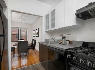 634 W Cornelia, Chicago, IL 60657