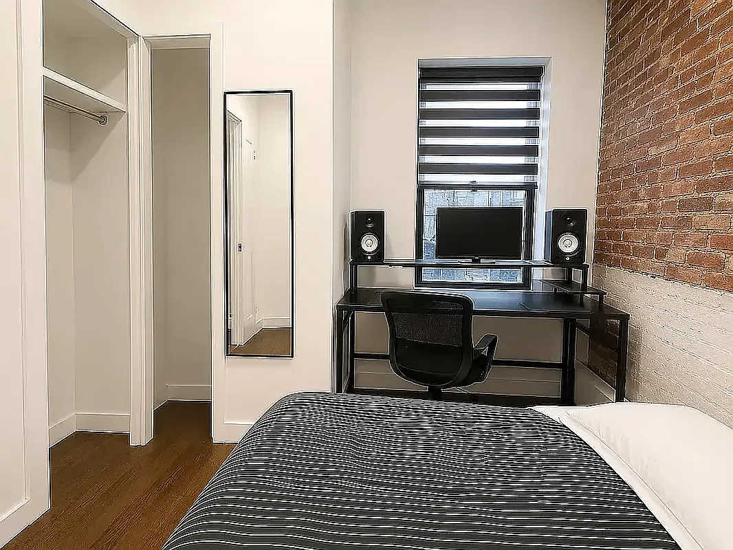 300 Palmetto Street — Photo 4