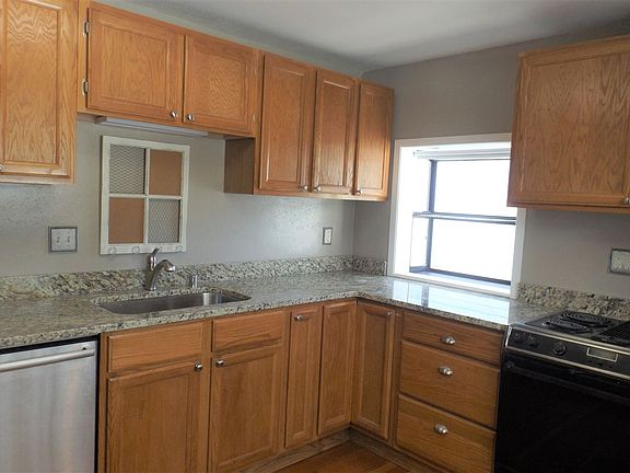 4th image of 3104 W Dalton Ave