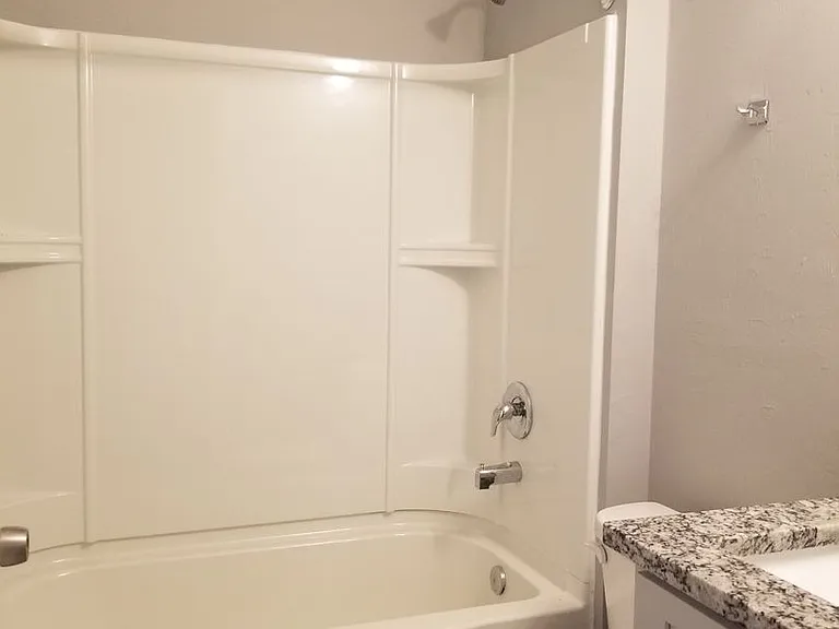 8527 Agate St — Photo 10