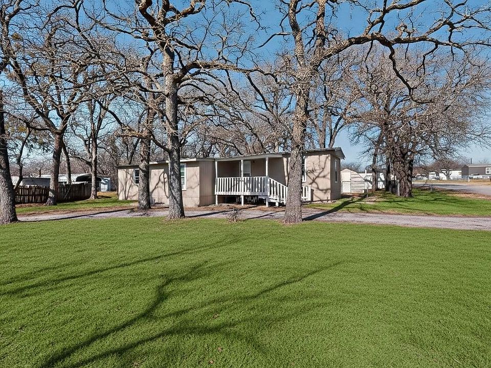 1st image of 1421 Whippoorwill Way