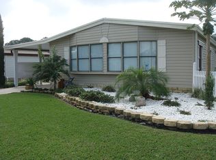 3021 Rainbow Rd, Tavares, FL 32778