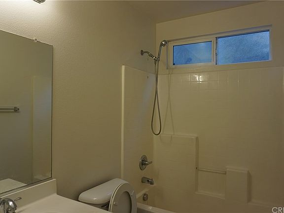 5th image of 631 Groveside Dr