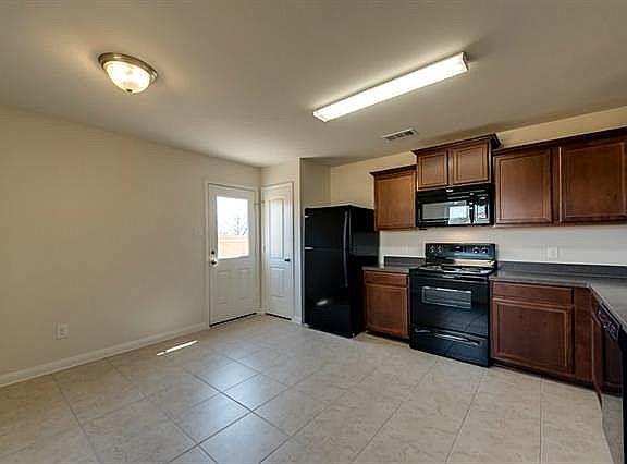5th image of 9001 Fescue Dr