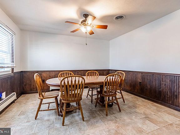 5th image of 517 Diller Rd
