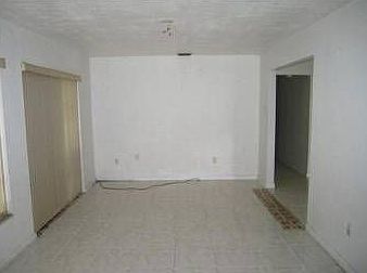 5th image of 45 NE 214th St