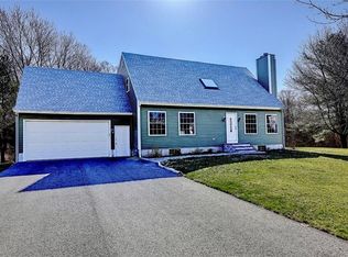 4 Francis Dr, Swansea, MA 02777