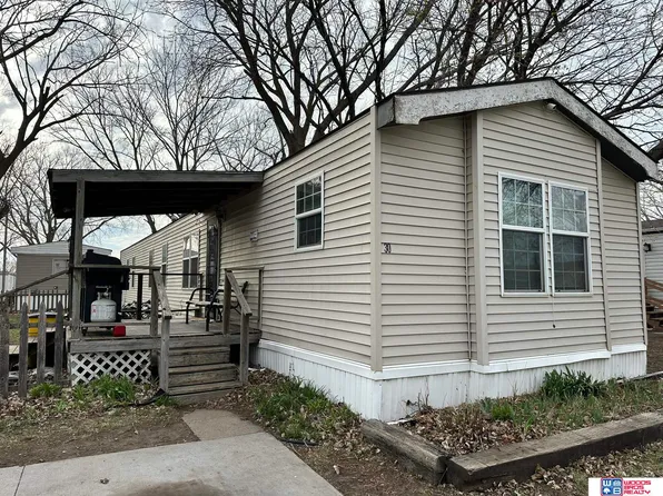 30 York Mobile Plz, York, NE 68467
