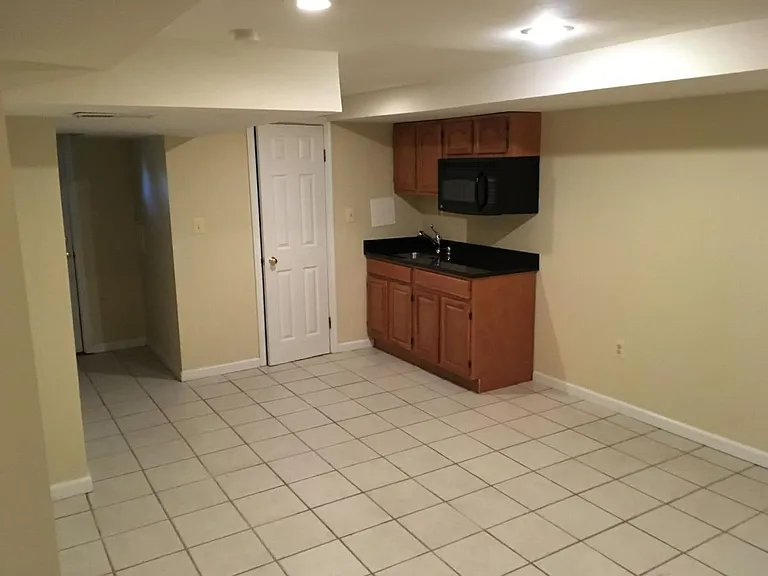 239 Evans Ln — Photo 9
