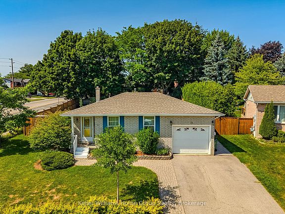 2nd image of 51 Dunhill Cres