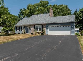 54 Cambridge Rd, Hilton, NY 14468