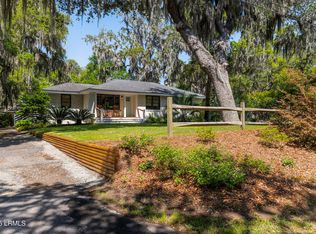 1402 Church St, Beaufort, SC 29902
