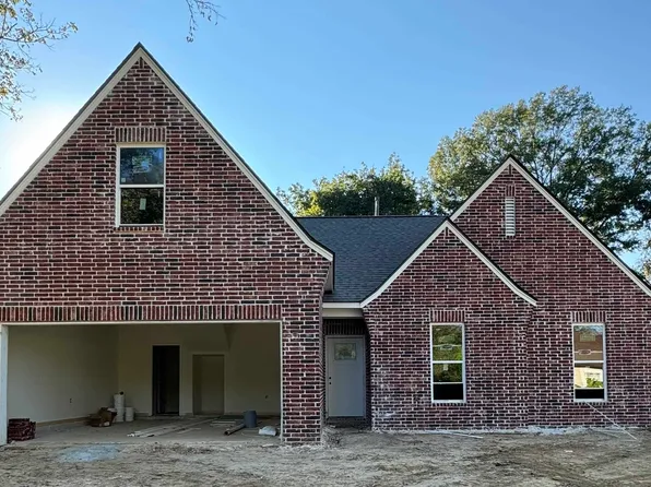 307 S Hiawatha St, Somerville, TN 38068