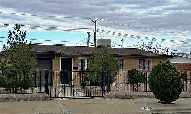 1st image of 10032 Oakwood Dr