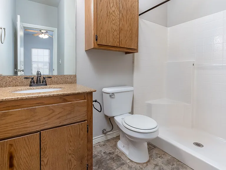 Walnut Creek Apartment Homes — Photo 14