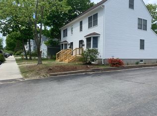 13 Waverly St, Portland, ME 04103