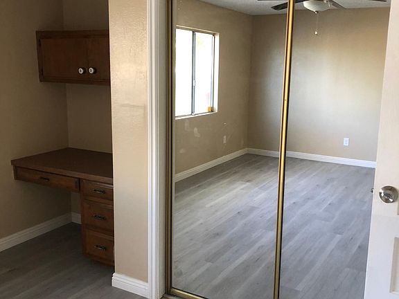4th image of 17065 Ivy Ave