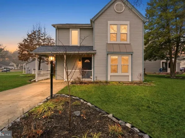 4235 Mockingbird Cir, Waldorf, MD 20603