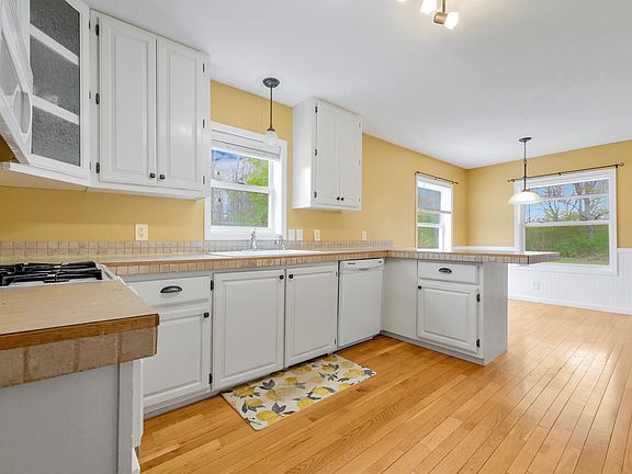 3rd image of 6209 W James Dr