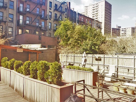 4th image of 516 E 6th St APT 3B