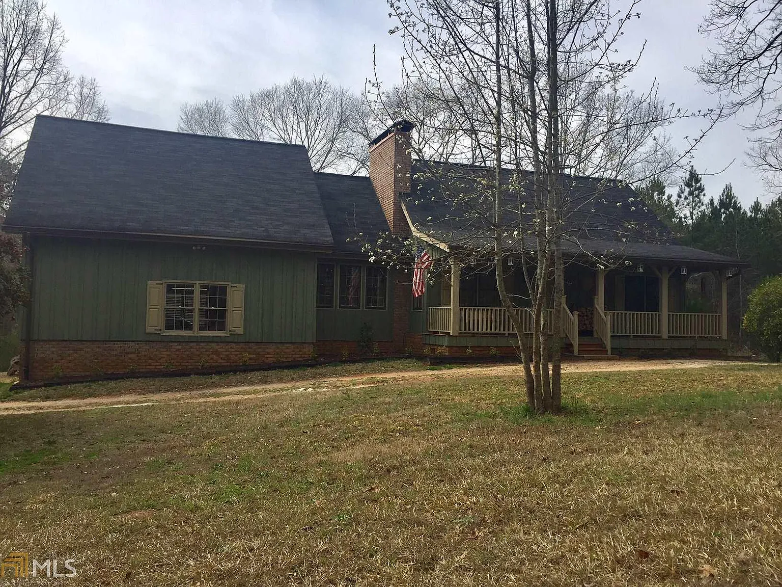 3935 King Dr photo 1