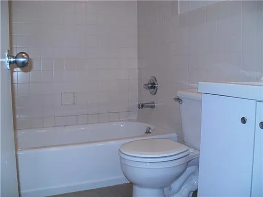 Rented by Lucien Perry | media 14