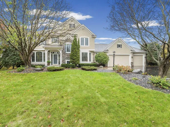 3749 Fairway Dr, Woodbury, MN 55125