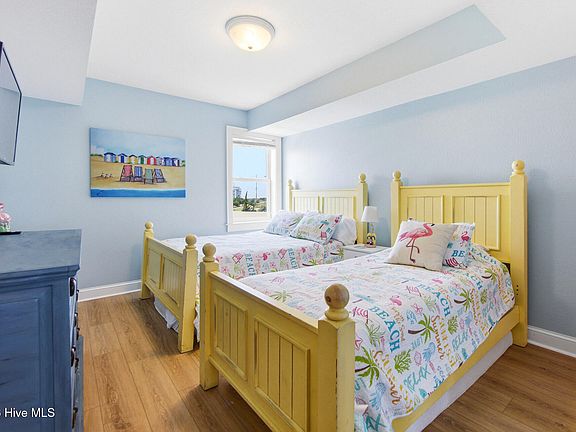 4th image of 24204 Caribbean Court