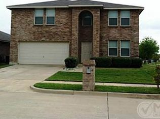 3500 Andalusian Dr, Denton, TX 76210