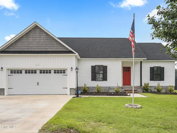 123 Cypress Manor Court, Jacksonville, NC 28540