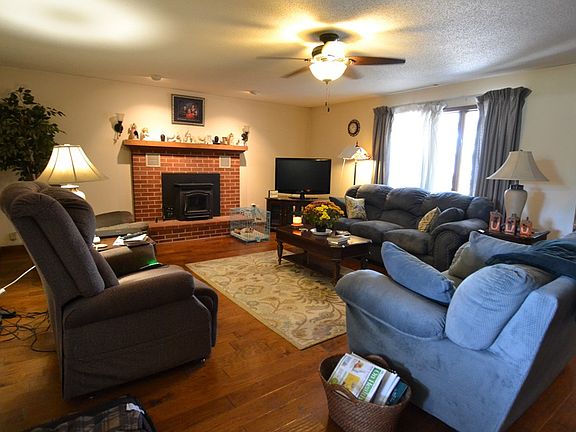 5th image of 1806 Cottage Grove Pl