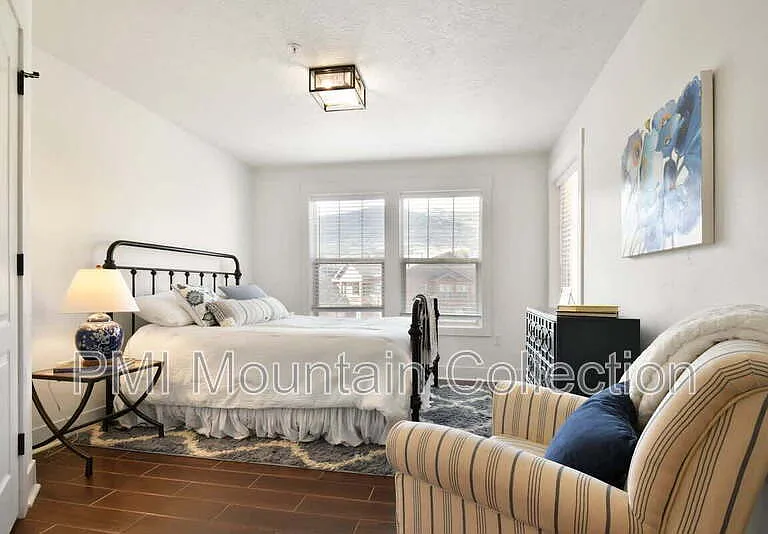 1797 W Fox Bay Dr #201 — Photo 12