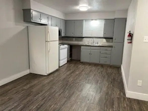 800 W Washington St, Clarksville, TX