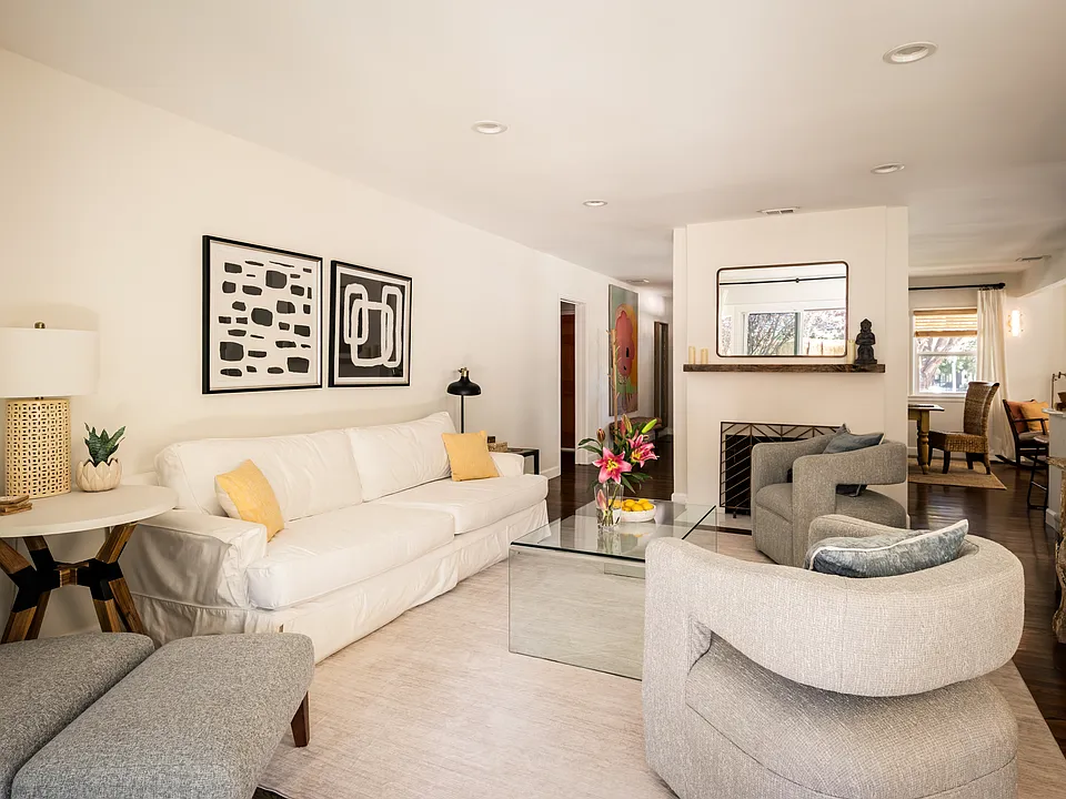 4339 Elmer Ave