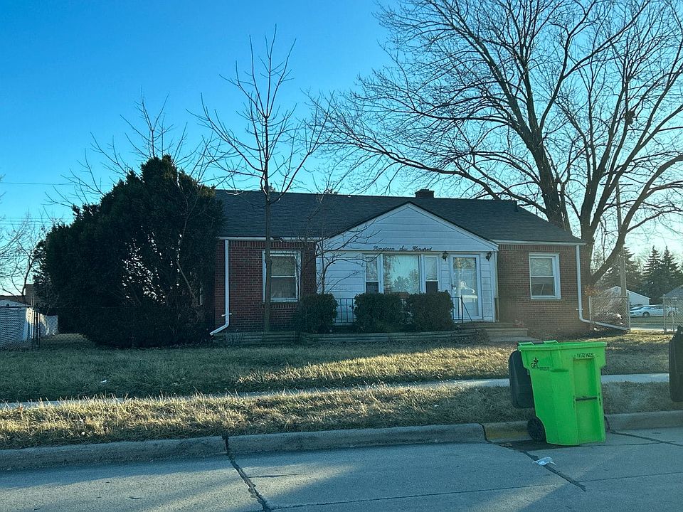 1st image of 19600 Voiland St