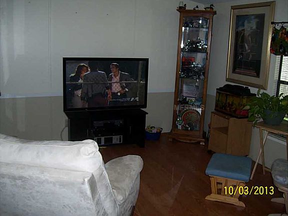 4th image of 11935 SW Loop Ter