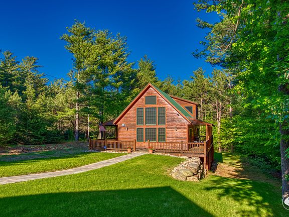 4th image of 82 Fox Farm Rd