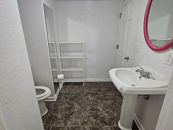 Main bathroom - Full with walk in shower
