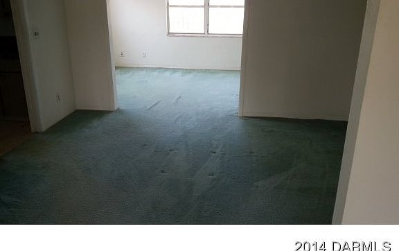 3rd image of 15 Oakview Cir