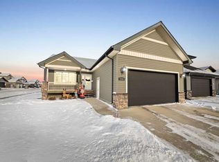 7312 N 35th St, Lloydminster, AB T9V3P7