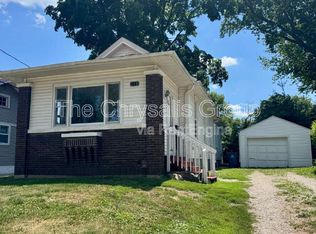 111 W Moore St, Ottawa, IL 61350