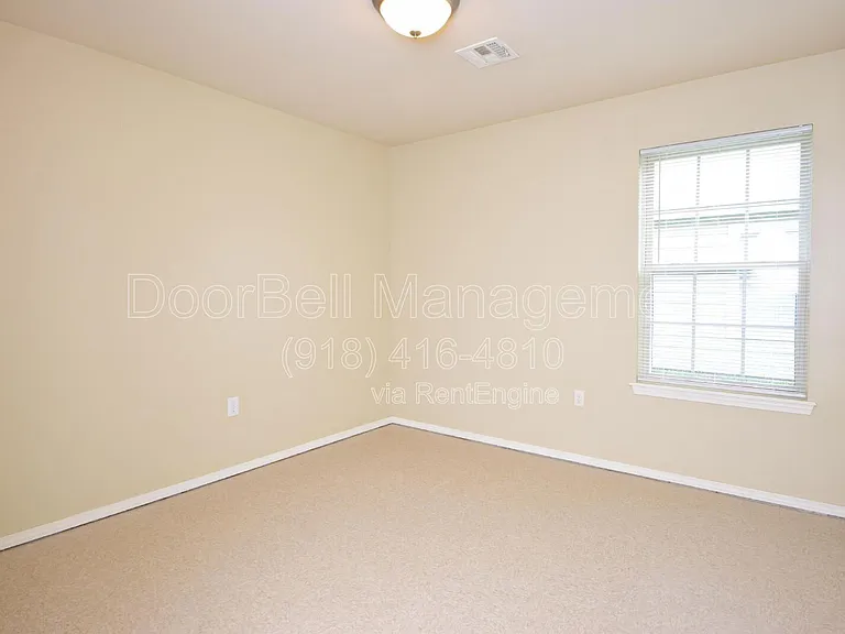 6025 S Madison Pl — Photo 6