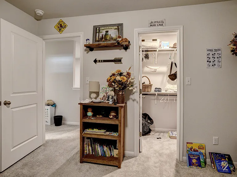 205 Driftwood Ln — Photo 25