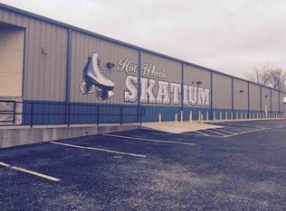 414 San Diego Rd, Carbondale, IL 62901